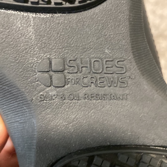 🔥SIZE 7 SHOES FOR CREWS SLIP & OIL RESISTANT SHOES🔥 - Picture 7 of 7